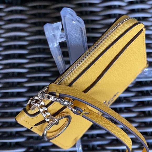 Kate Spade leila small card holder wristlet - Picture 13 of 16